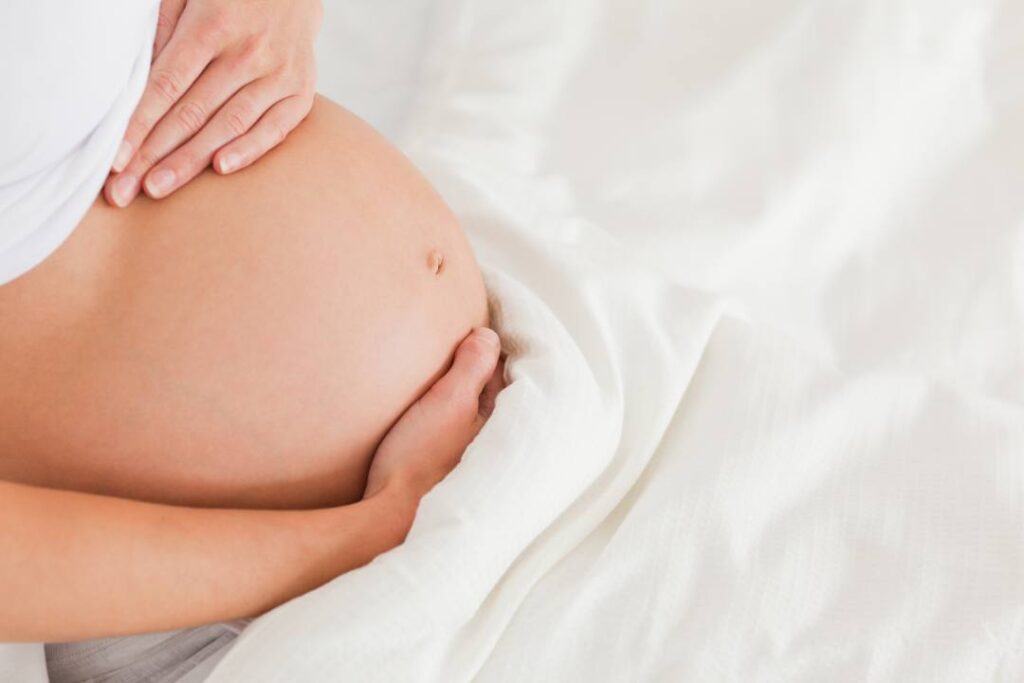Những điều cần biết về mang thai dạ dưới